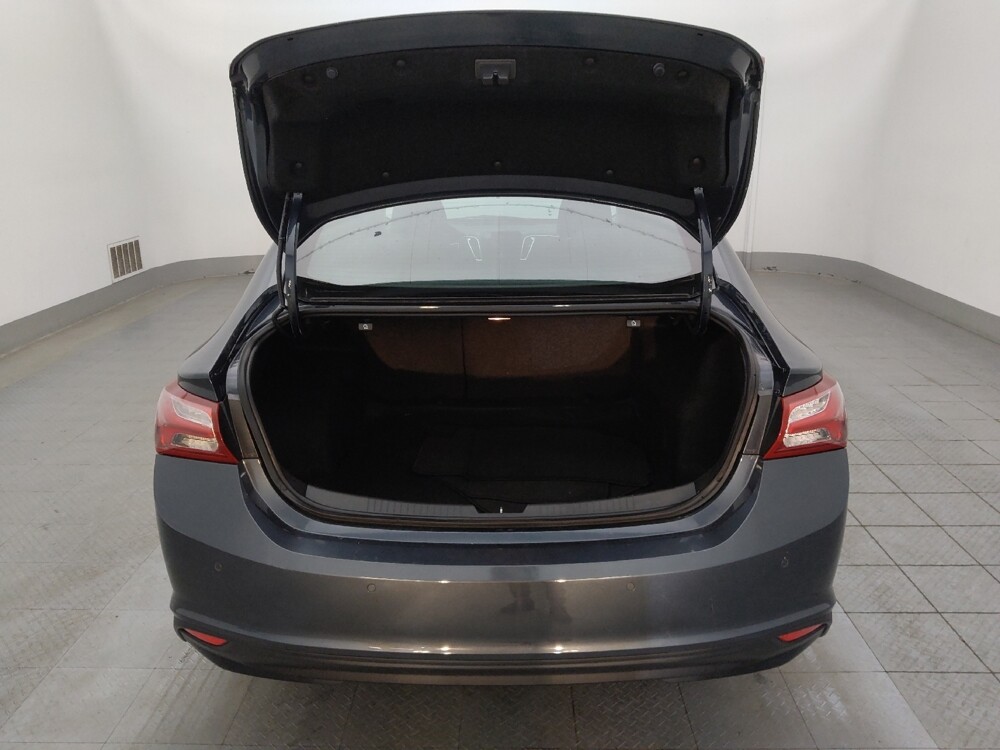 2019 Chevrolet Malibu in Tallahassee, FL 32304 - 18079009 29