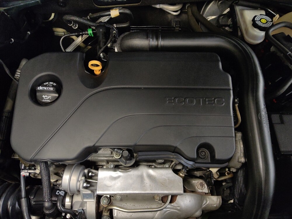 2019 Chevrolet Malibu in Tallahassee, FL 32304 - 18079009 30