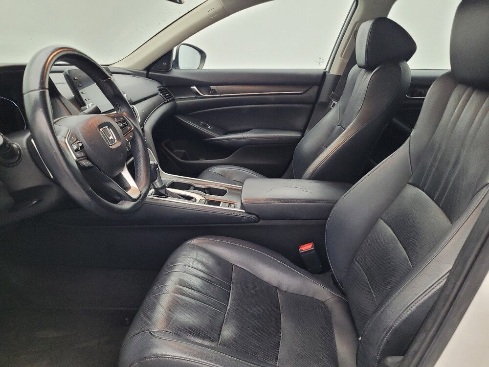 2018 Honda Accord in Tampa, FL 33619 - 18079010 17