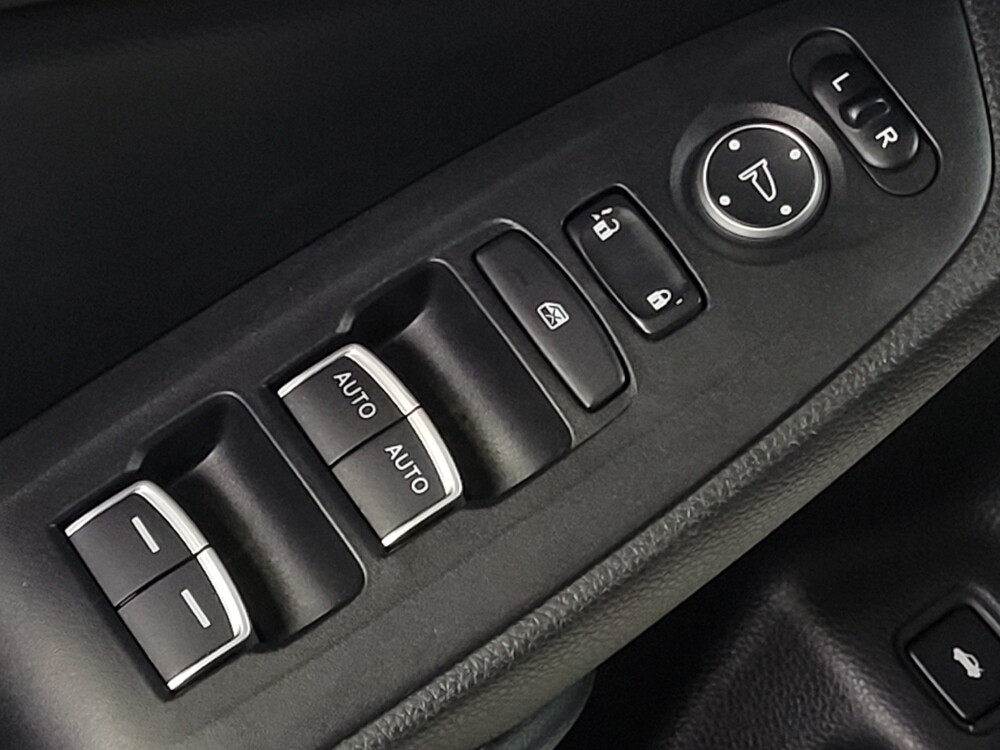 2018 Honda Accord in Tampa, FL 33619 - 18079010 27