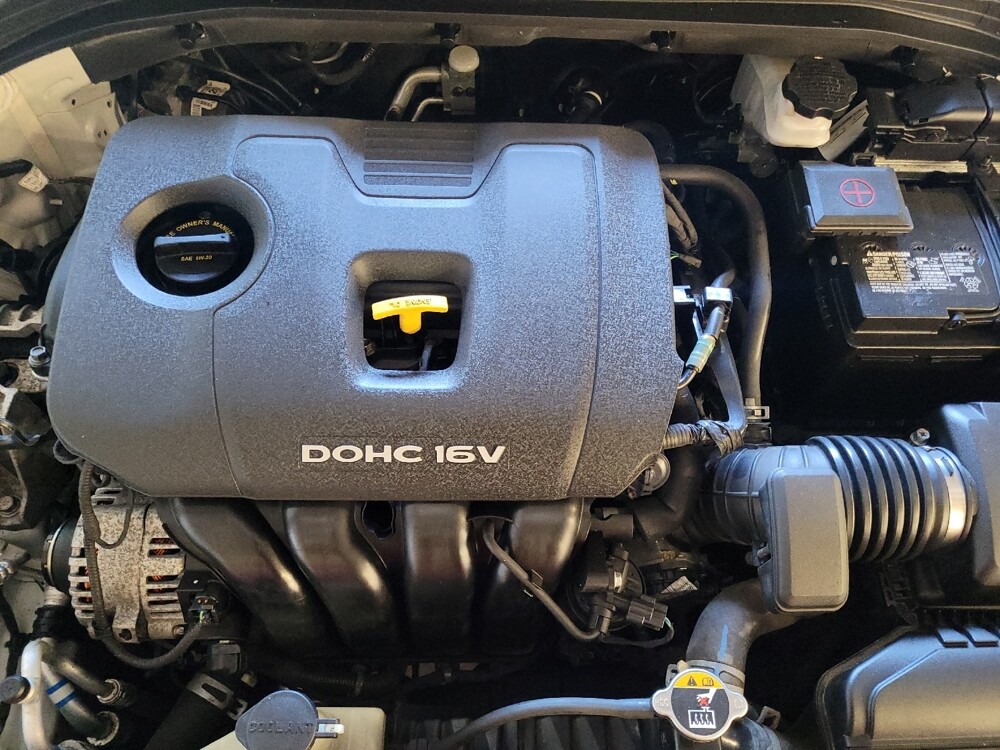 2017 Hyundai Elantra in Clearwater, FL 33764 - 18079017 30