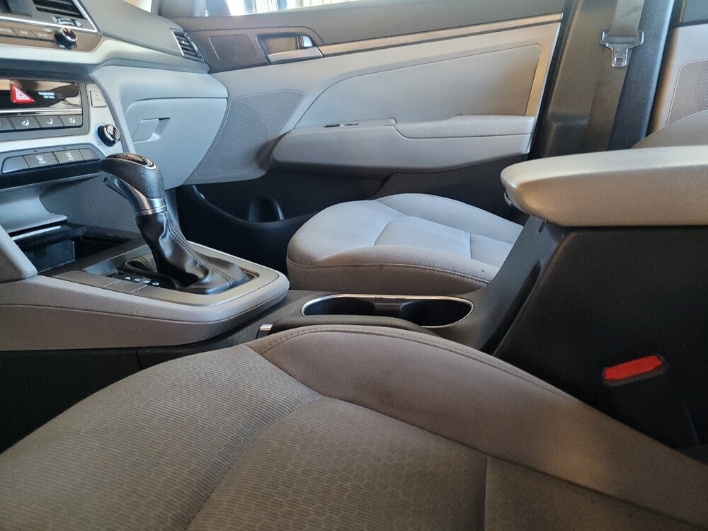 2017 Hyundai Elantra in Clearwater, FL 33764 - 18079017 26