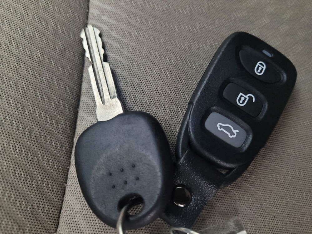 2014 Hyundai Elantra in Clearwater, FL 33764 - 18079021 32