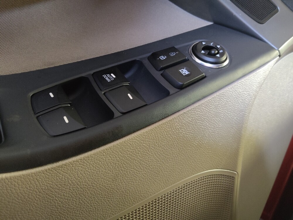 2014 Hyundai Elantra in Clearwater, FL 33764 - 18079021 27