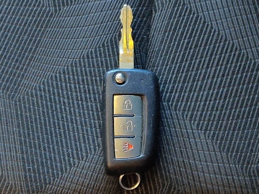 2016 Nissan Rogue in Hialeah, FL 33014 - 18079039 32