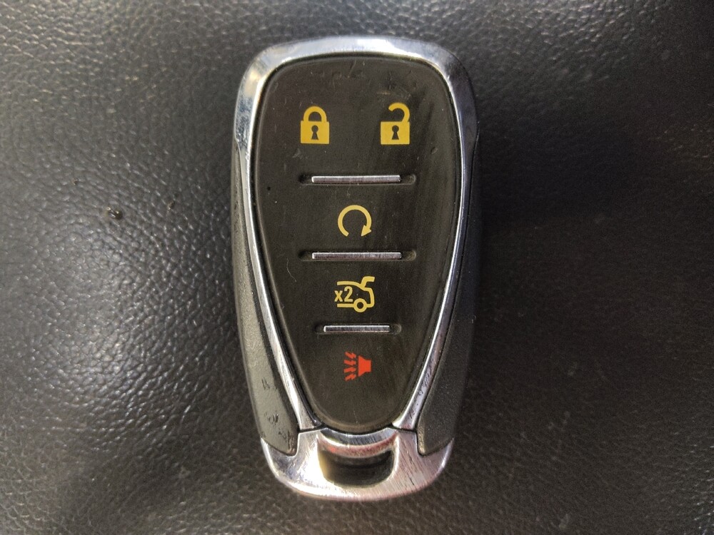 2020 Chevrolet Malibu in Houston, TX 77034 - 18079091 32