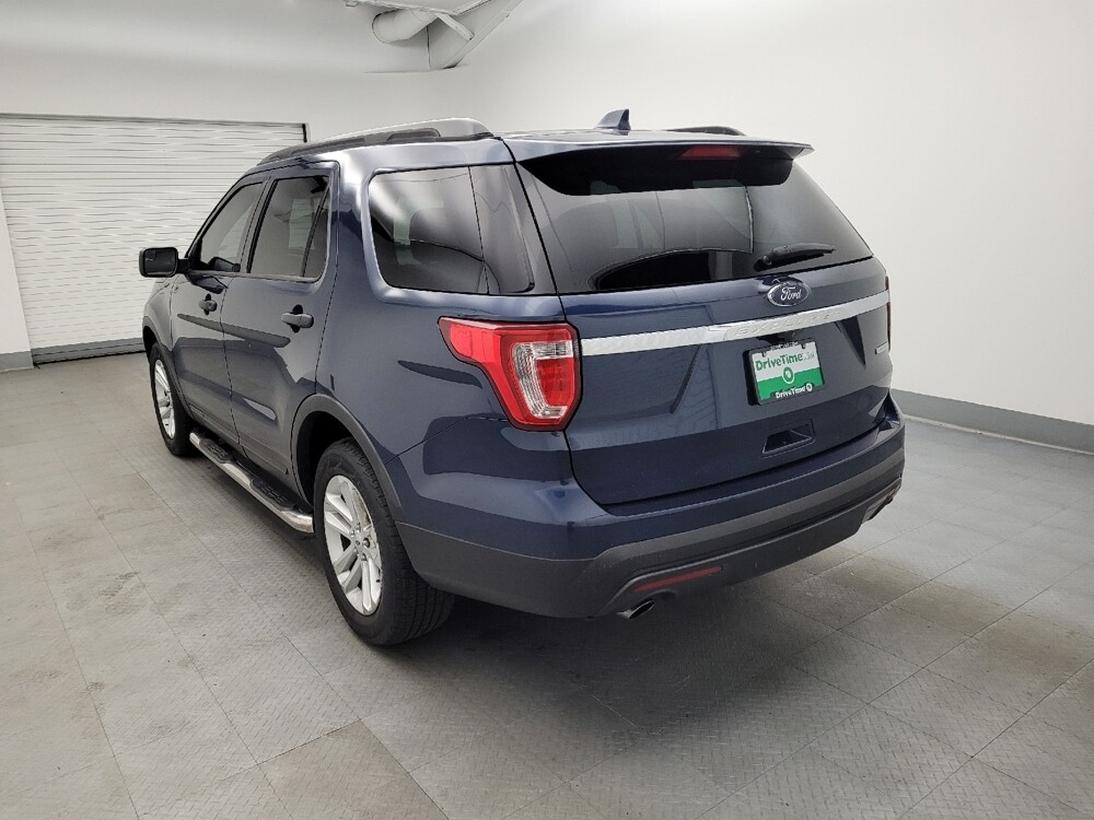 2016 Ford Explorer in Cincinnati, OH 45255 - 18079094 5
