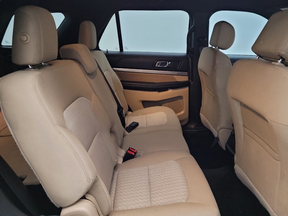2016 Ford Explorer in Cincinnati, OH 45255 - 18079094 19