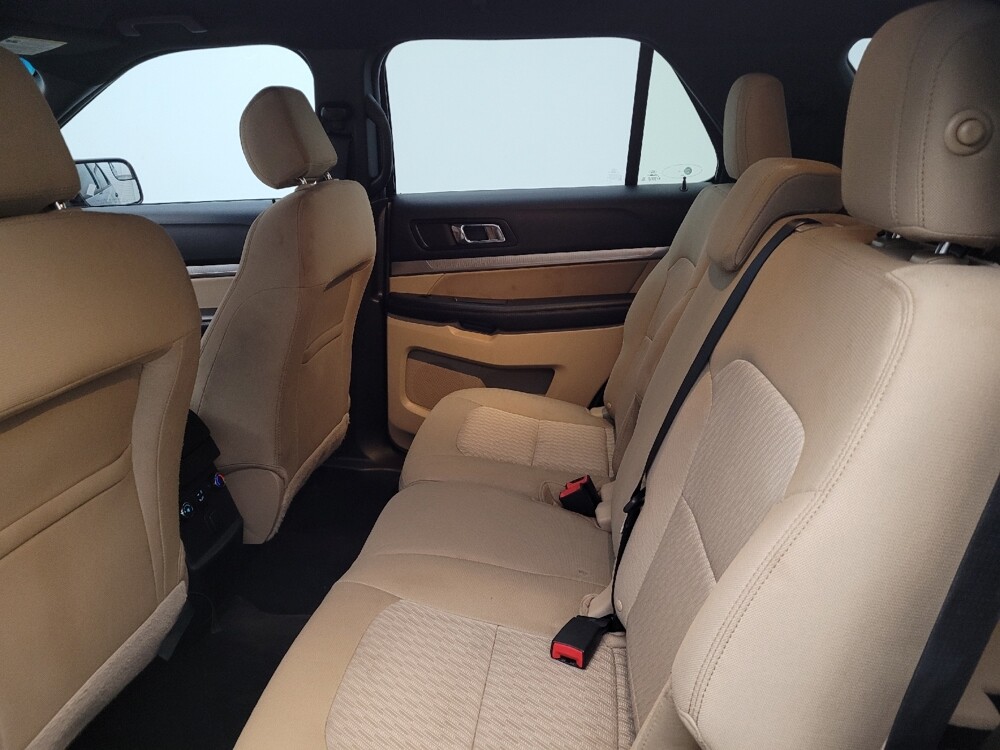 2016 Ford Explorer in Cincinnati, OH 45255 - 18079094 18