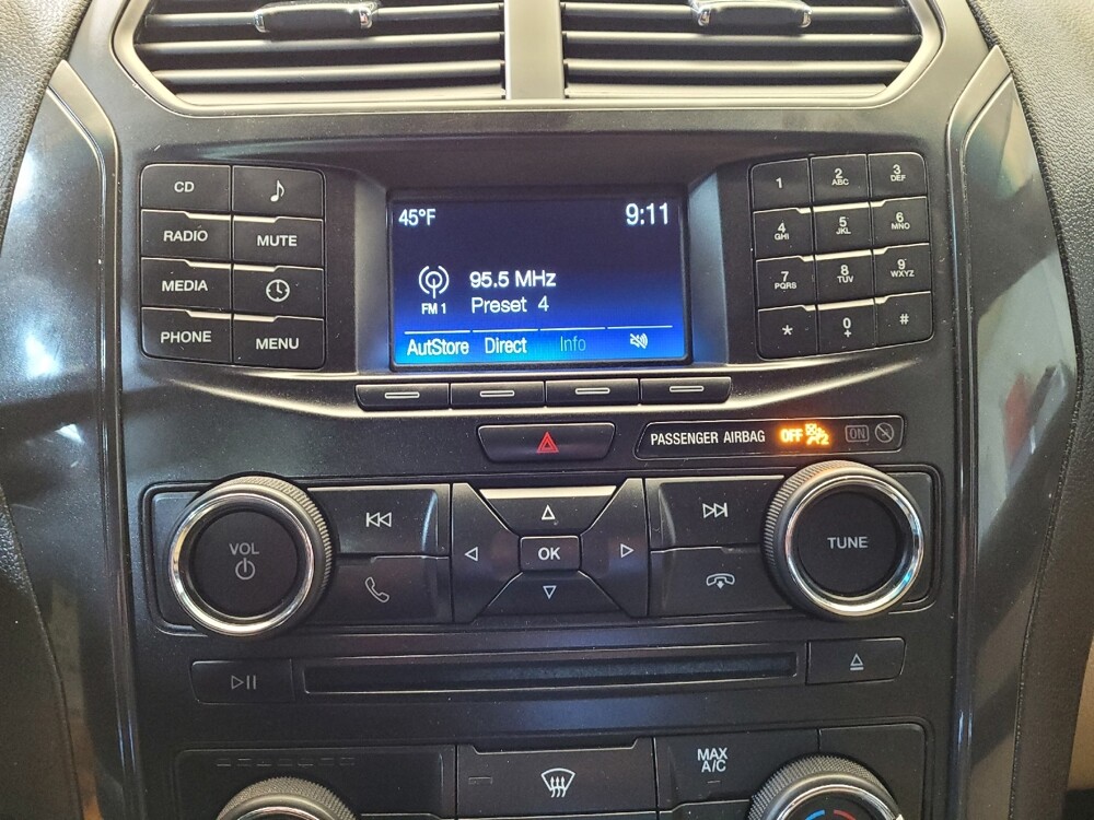 2016 Ford Explorer in Cincinnati, OH 45255 - 18079094 25