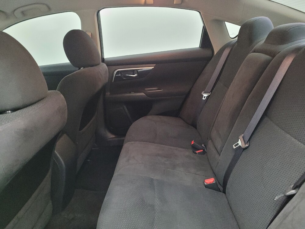 2014 Nissan Altima in Columbus, OH 43231 - 18079095 18