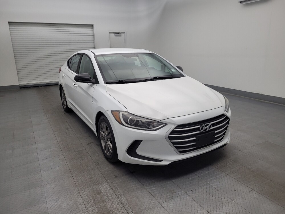 2017 Hyundai Elantra in Miamisburg, OH 45342 - 18079098 13