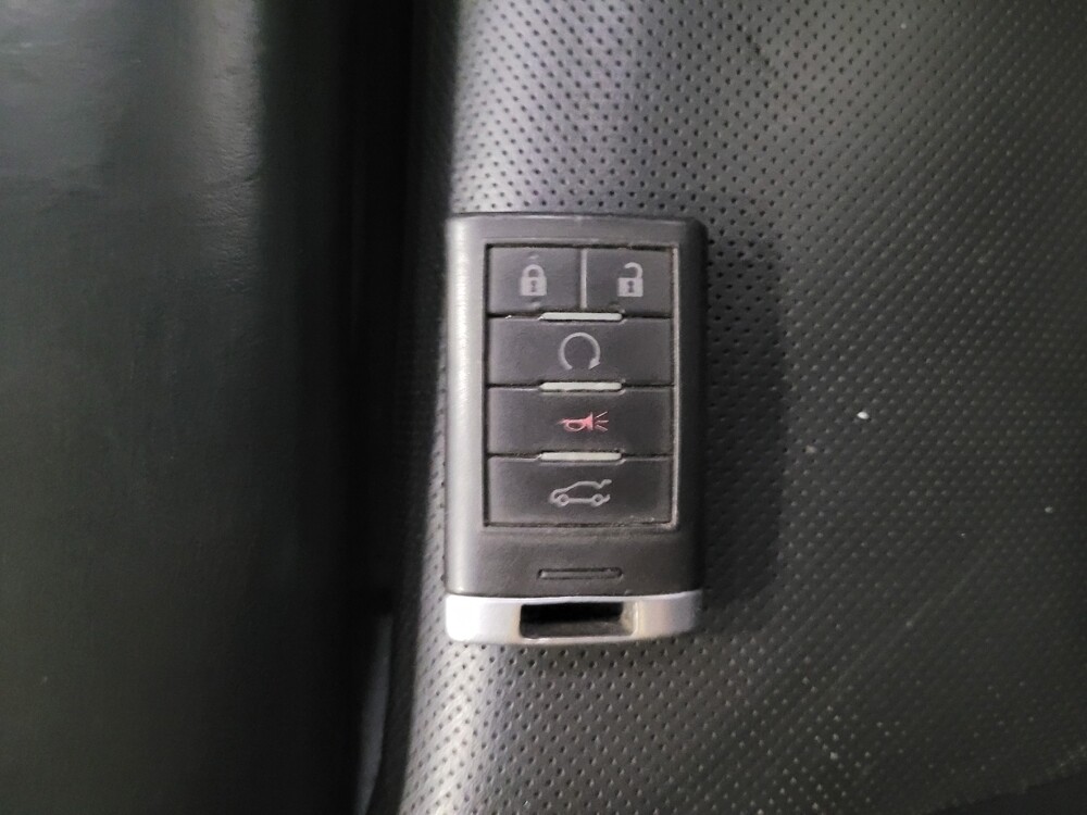 2013 Cadillac XTS in Pittsburgh, PA 15237 - 18079106 32