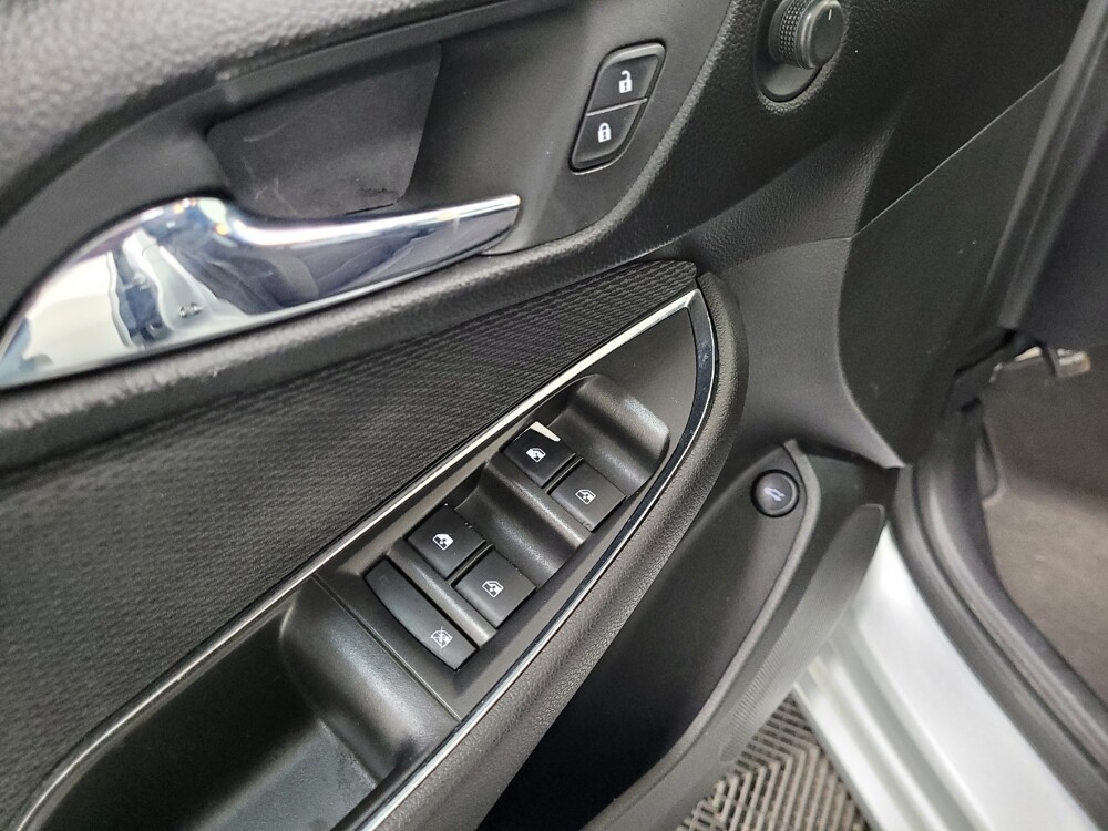 2017 Chevrolet Cruze in Langhorne, PA 19047 - 18079123 27