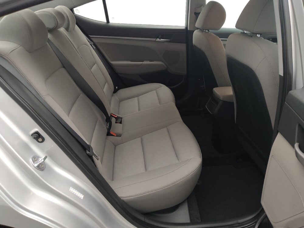 2017 Hyundai Elantra in Topeka, KS 66611 - 18079132 19