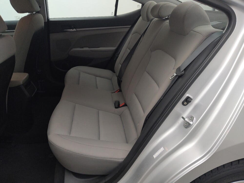 2017 Hyundai Elantra in Topeka, KS 66611 - 18079132 18