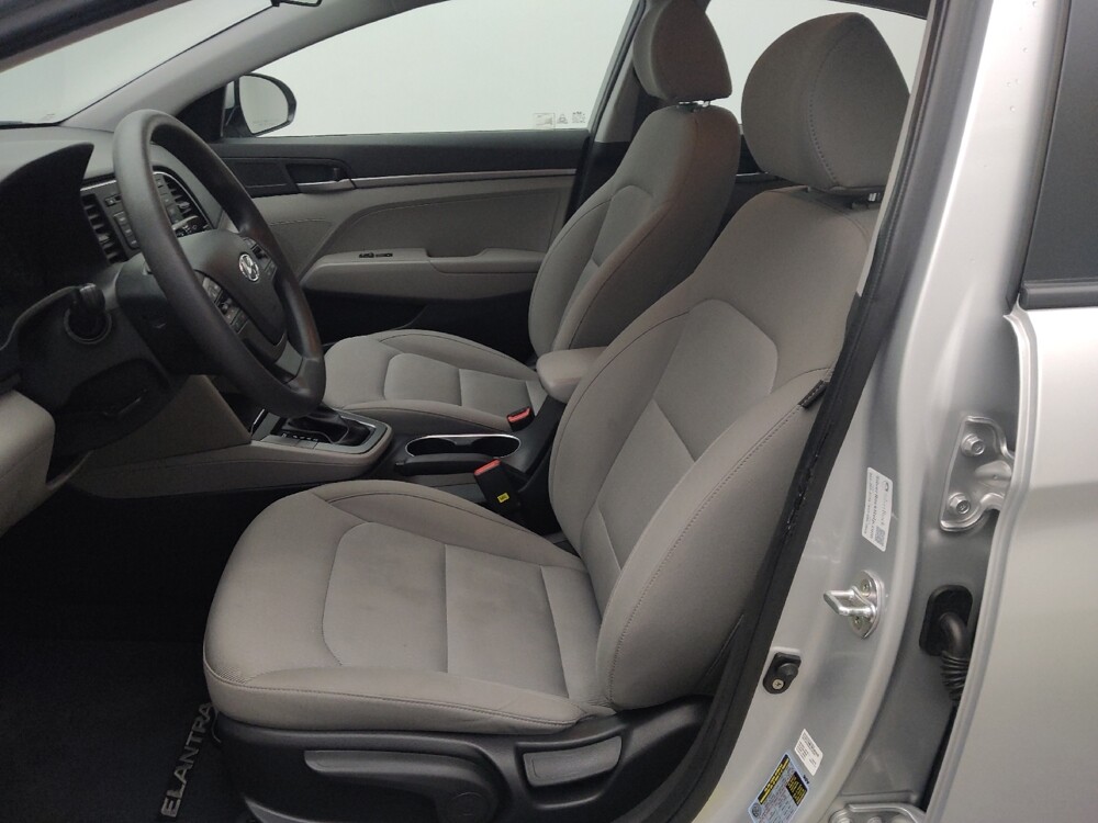 2017 Hyundai Elantra in Topeka, KS 66611 - 18079132 17