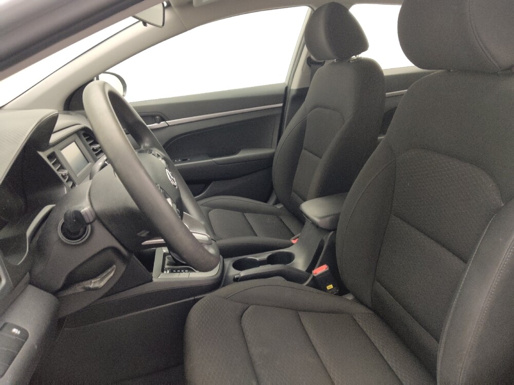 2019 Hyundai Elantra in Fayetteville, NC 28304 - 18079148 17