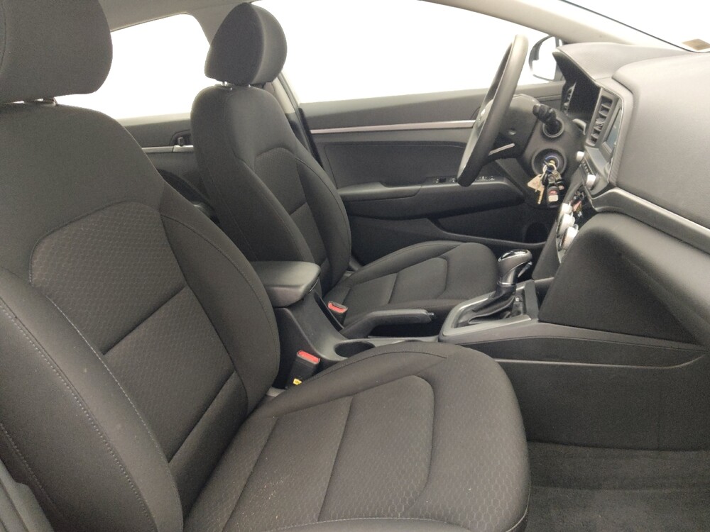 2019 Hyundai Elantra in Fayetteville, NC 28304 - 18079148 21