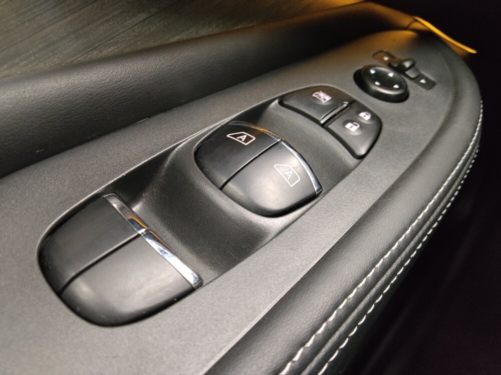 2018 Nissan Murano in Mishawaka, IN 46545 - 18079151 27