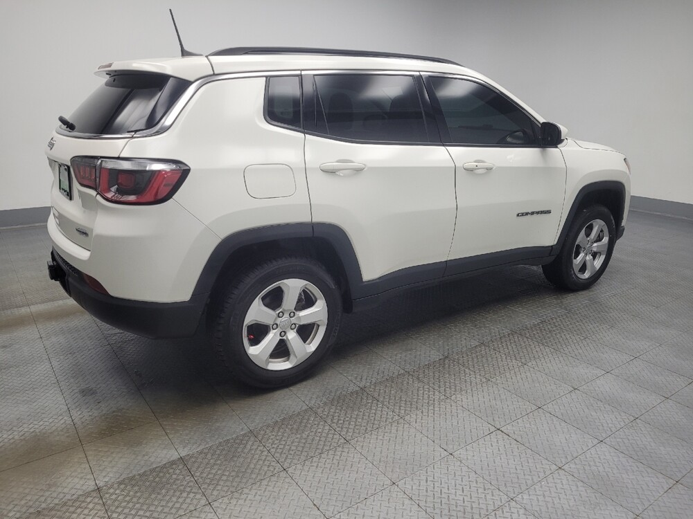 2018 Jeep Compass in Indianapolis, IN 46222 - 18079152 10