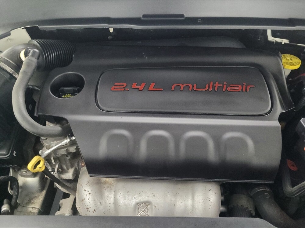 2018 Jeep Compass in Indianapolis, IN 46222 - 18079152 30