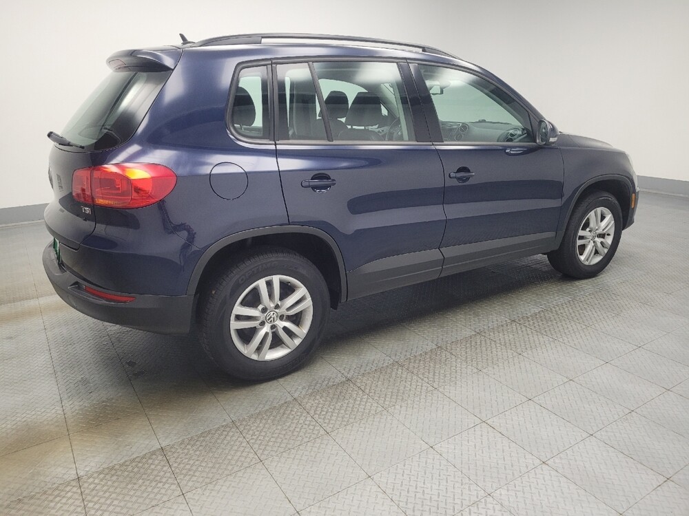 2016 Volkswagen Tiguan in Indianapolis, IN 46222 - 18079154 10