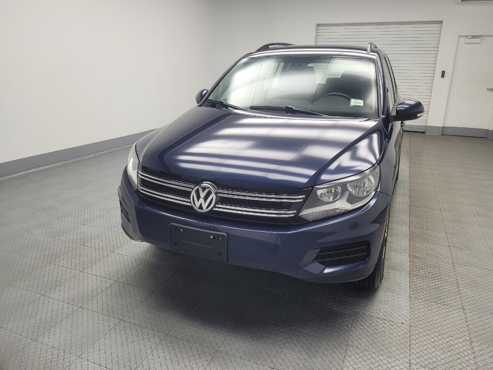 2016 Volkswagen Tiguan in Indianapolis, IN 46222 - 18079154 15