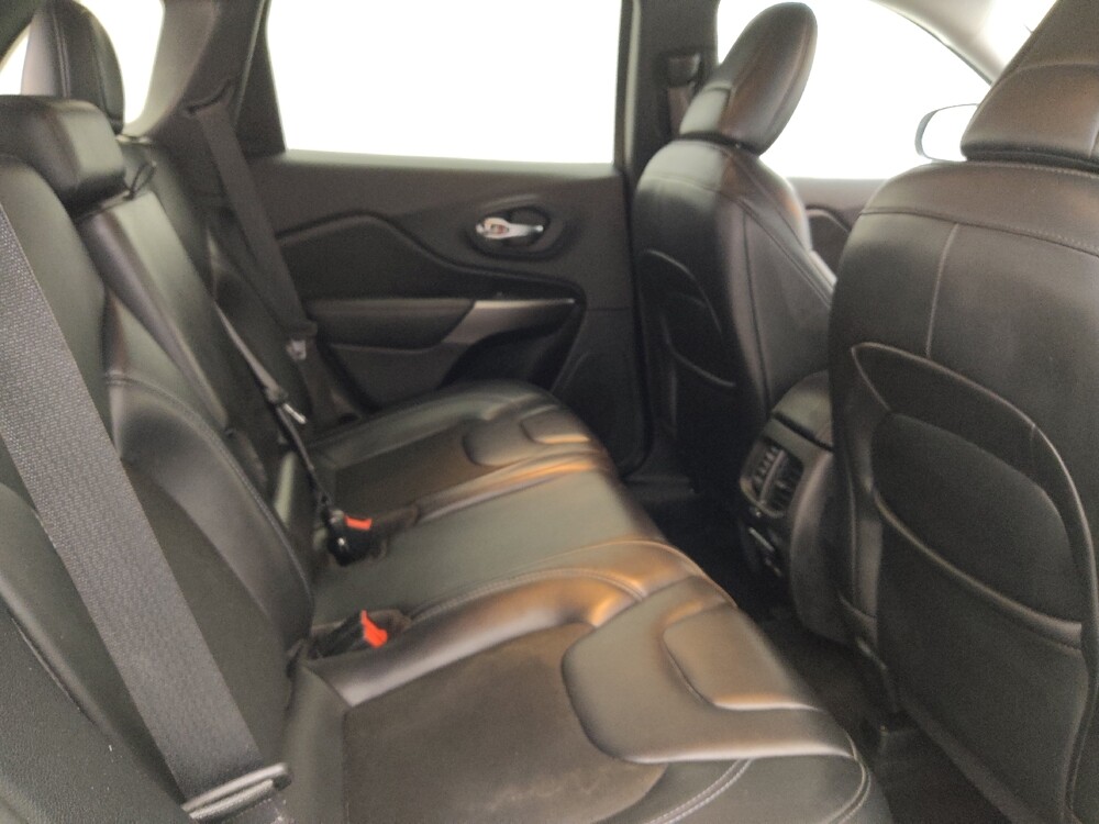 2020 Jeep Cherokee in Clearwater, FL 33764 - 18079156 19