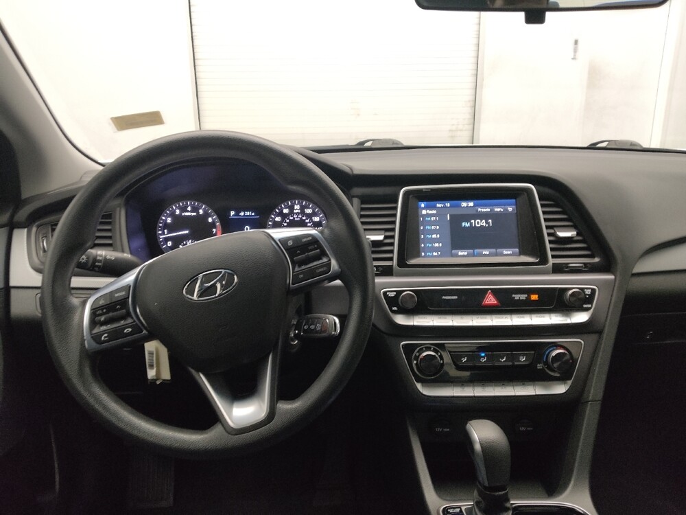 2018 Hyundai Sonata in Union City, GA 30291 - 18079187 22