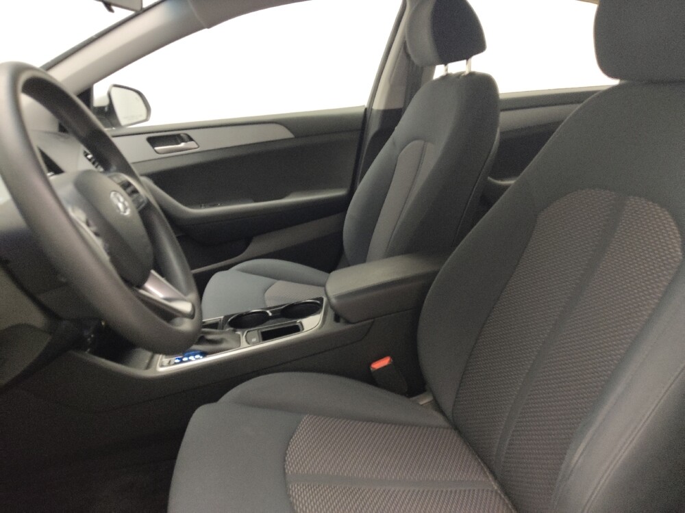 2018 Hyundai Sonata in Union City, GA 30291 - 18079188 17