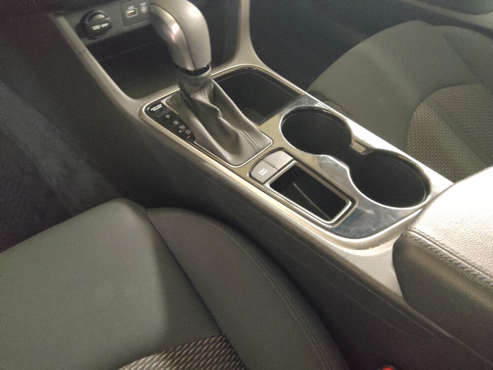 2018 Hyundai Sonata in Union City, GA 30291 - 18079188 26