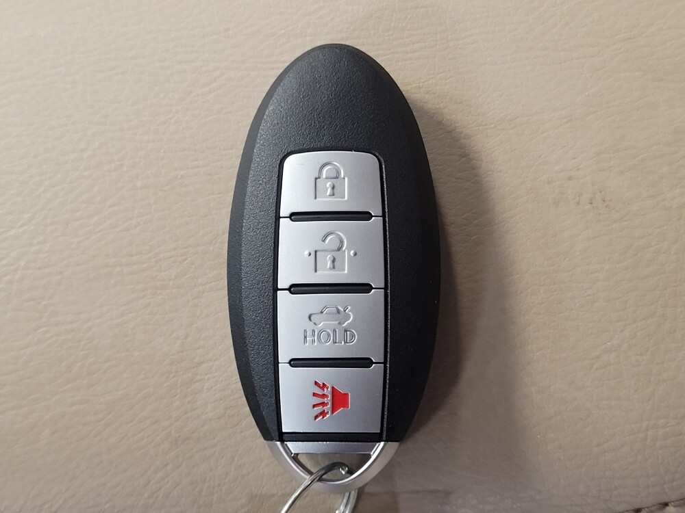 2014 Nissan Rogue in Clearwater, FL 33764 - 18079194 32