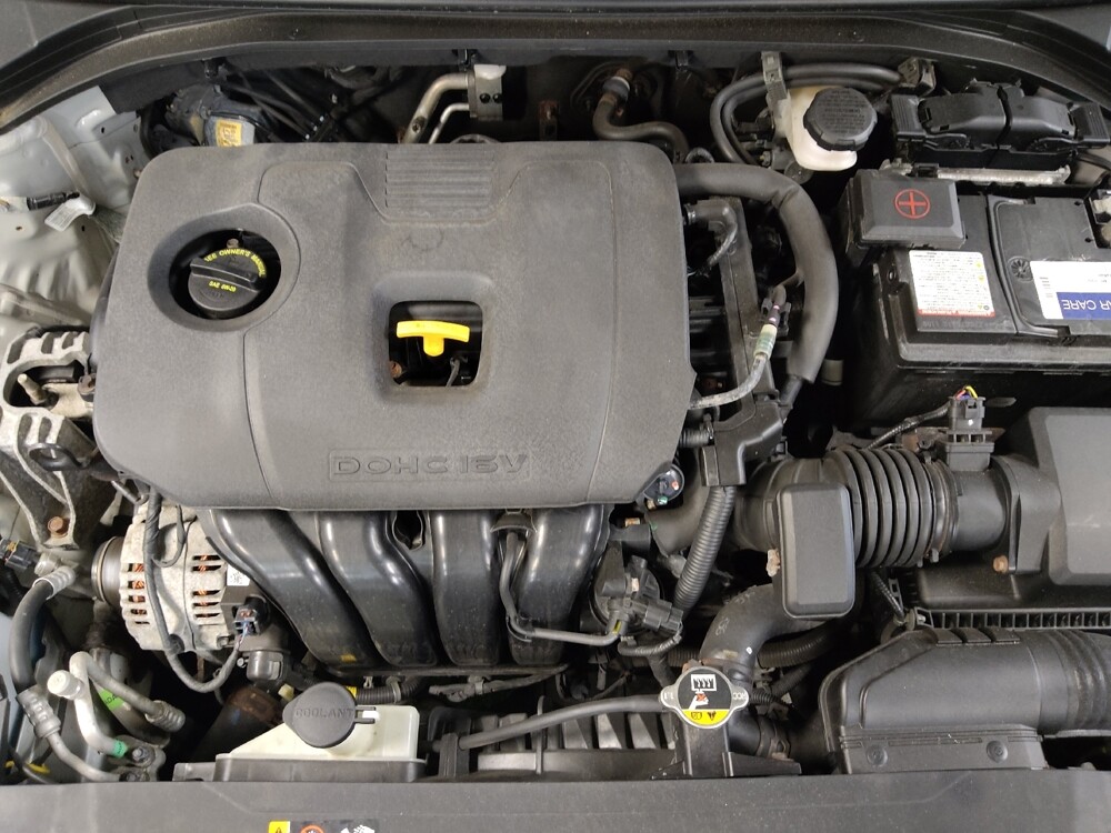 2020 Hyundai Elantra in Clearwater, FL 33764 - 18079195 30