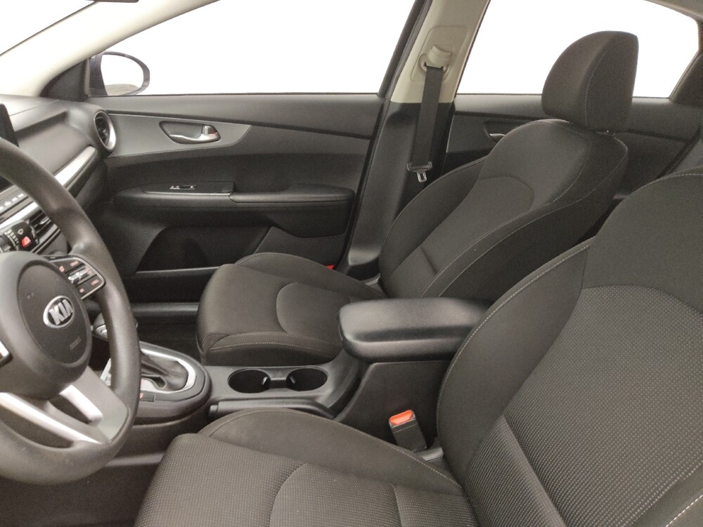 2021 Kia Forte in Clearwater, FL 33764 - 18079201 17