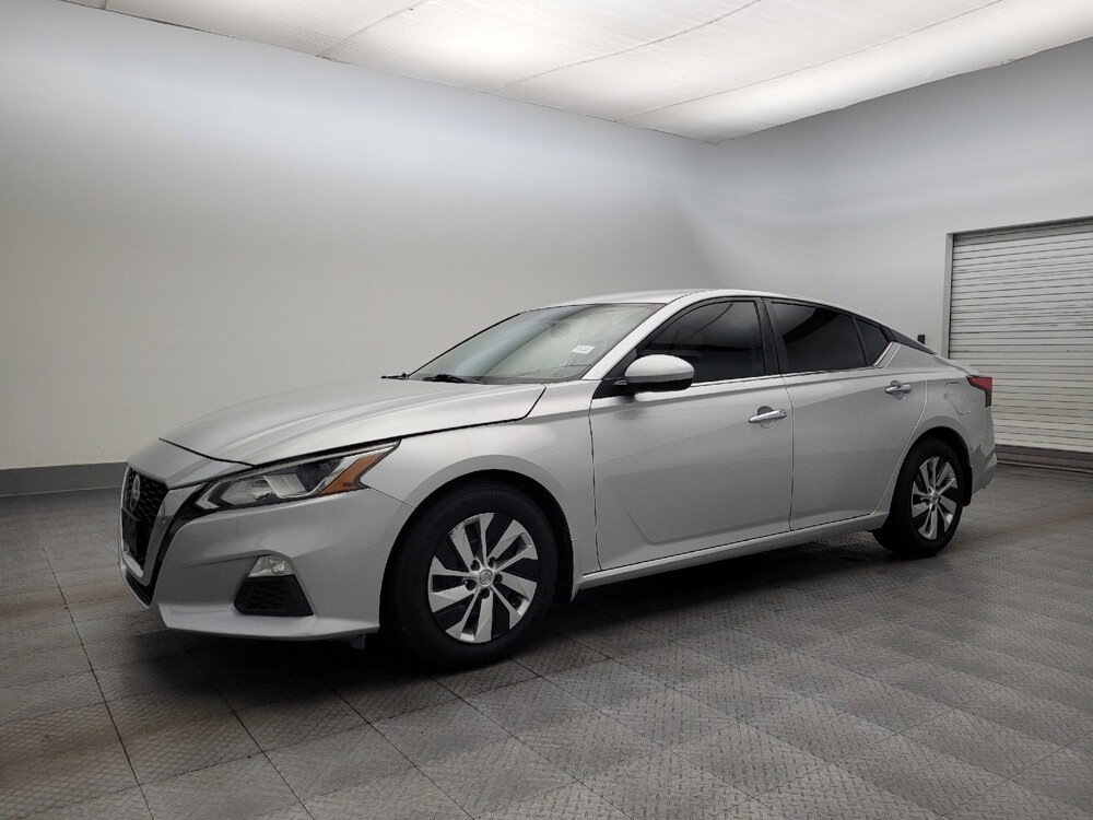 2020 Nissan Altima in Glendale, AZ 85301 - 18079206 2