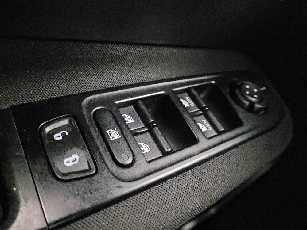 2020 Jeep Renegade in Huntsville, AL 35816 - 18079265 27