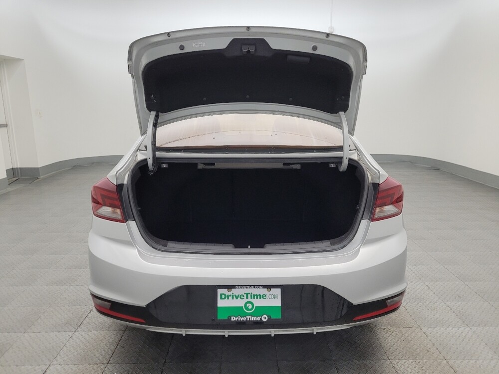 2019 Hyundai Elantra in Glendale, AZ 85301 - 18079270 29