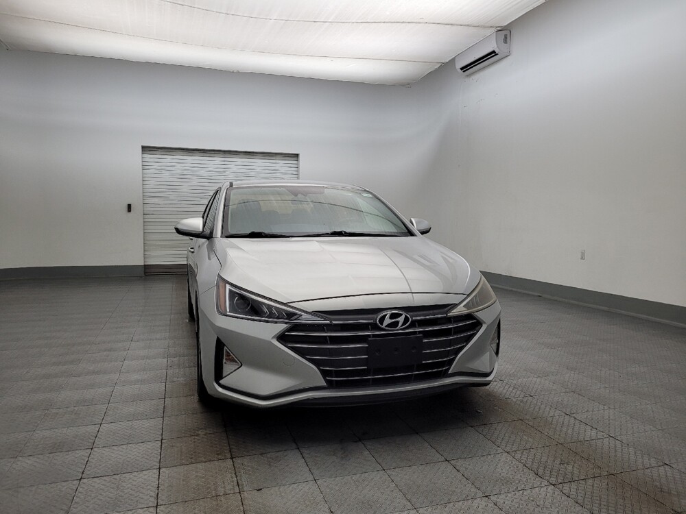 2019 Hyundai Elantra in Glendale, AZ 85301 - 18079270 14
