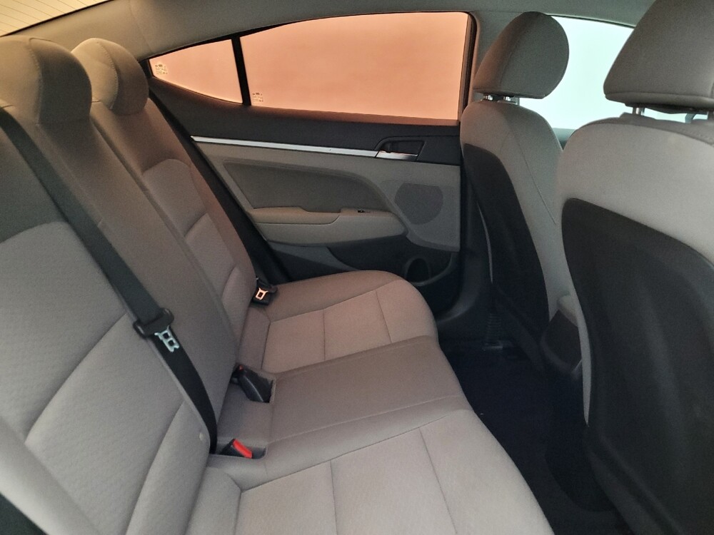 2019 Hyundai Elantra in Glendale, AZ 85301 - 18079270 19