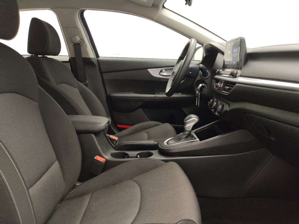 2022 Kia Forte in Peoria, IL 61615 - 18079292 21