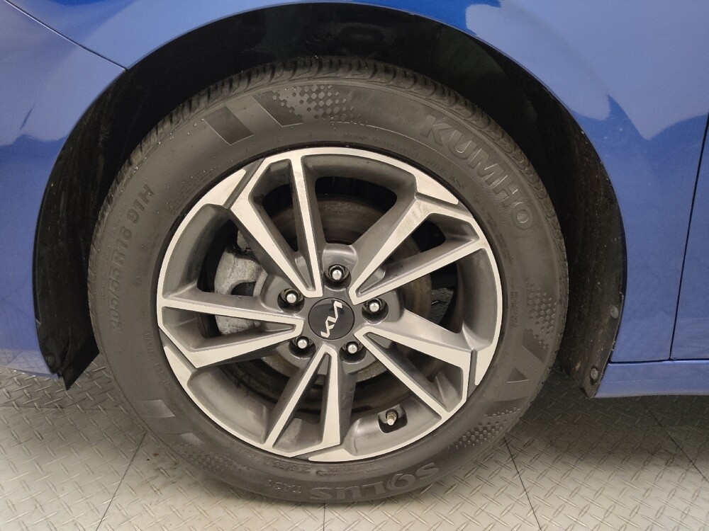 2022 Kia Forte in Peoria, IL 61615 - 18079292 31