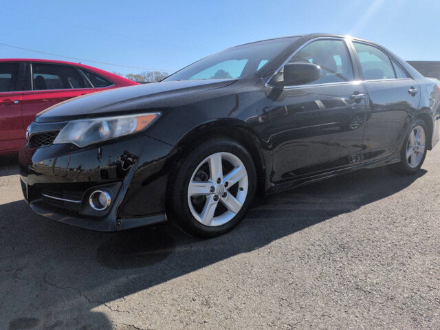 2014 Toyota Camry in North Little Rock, AR 72117-1620 - 18079308