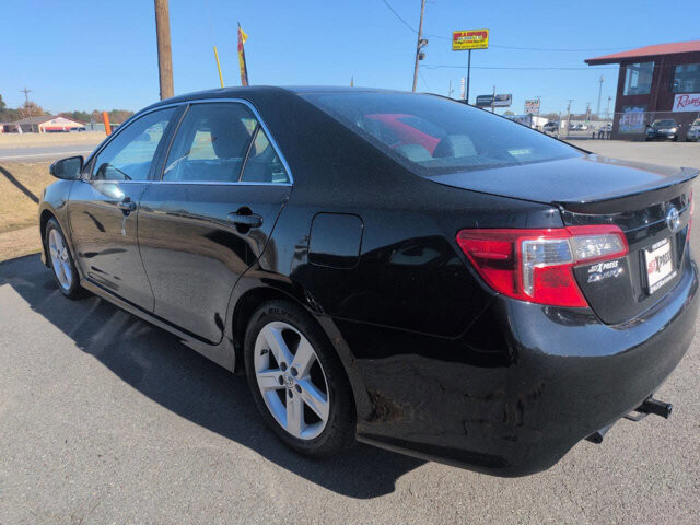 2014 Toyota Camry in North Little Rock, AR 72117-1620 - 18079308 3