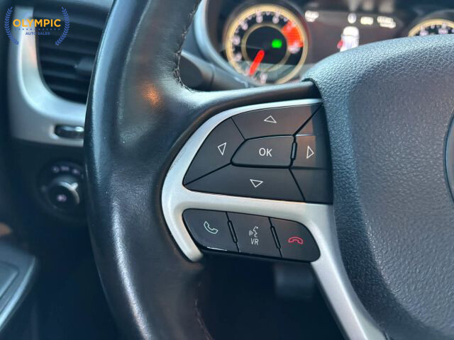 2017 Jeep Cherokee in Decatur, GA 30032 - 18079313 22