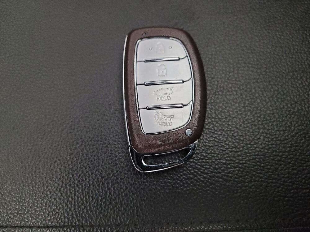 2018 Hyundai Sonata in Riverside, CA 92504 - 18079332 32