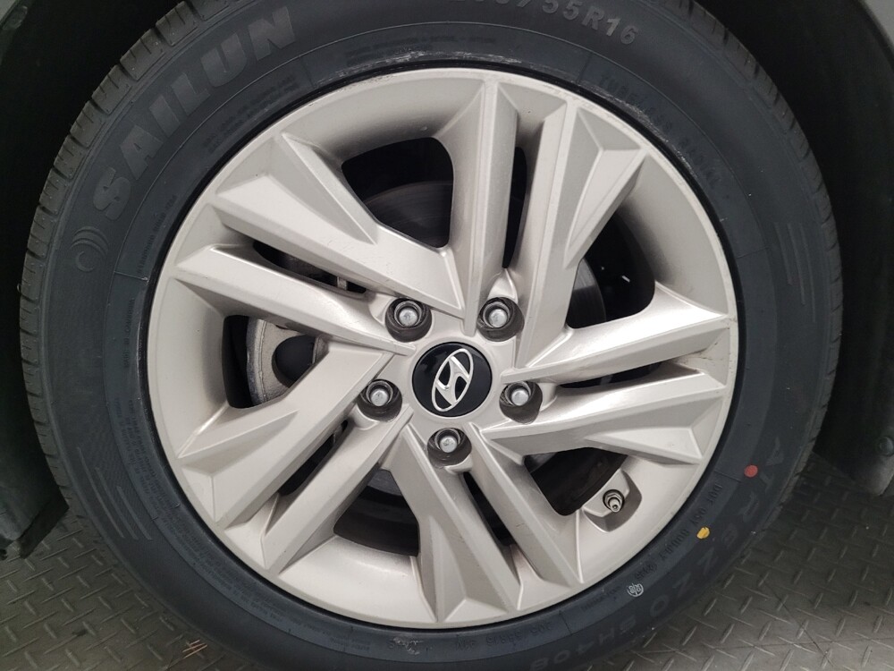 2019 Hyundai Elantra in Montclair, CA 91763 - 18079340 31