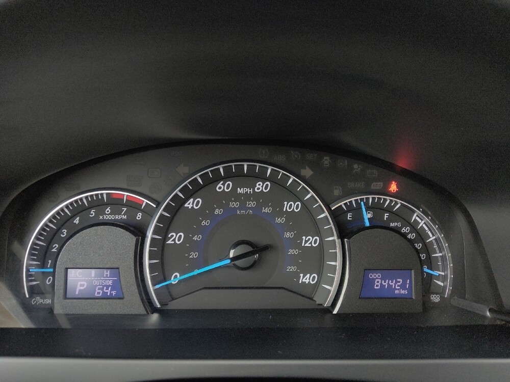 2014 Toyota Camry in Jackson, MS 39211 - 18079349 23