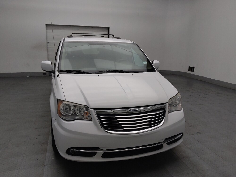 2016 Chrysler Town & Country in Stone Mountain, GA 30083 - 18079350 14