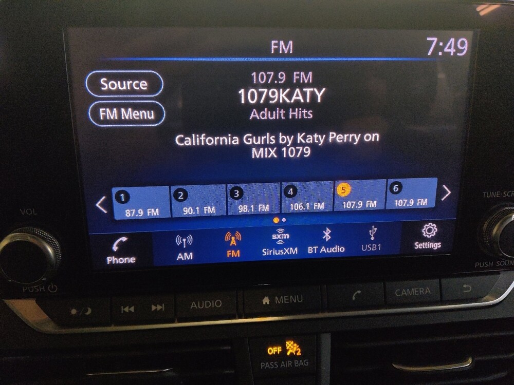 2021 Nissan Altima in Greenville, SC 29607 - 18079362 25